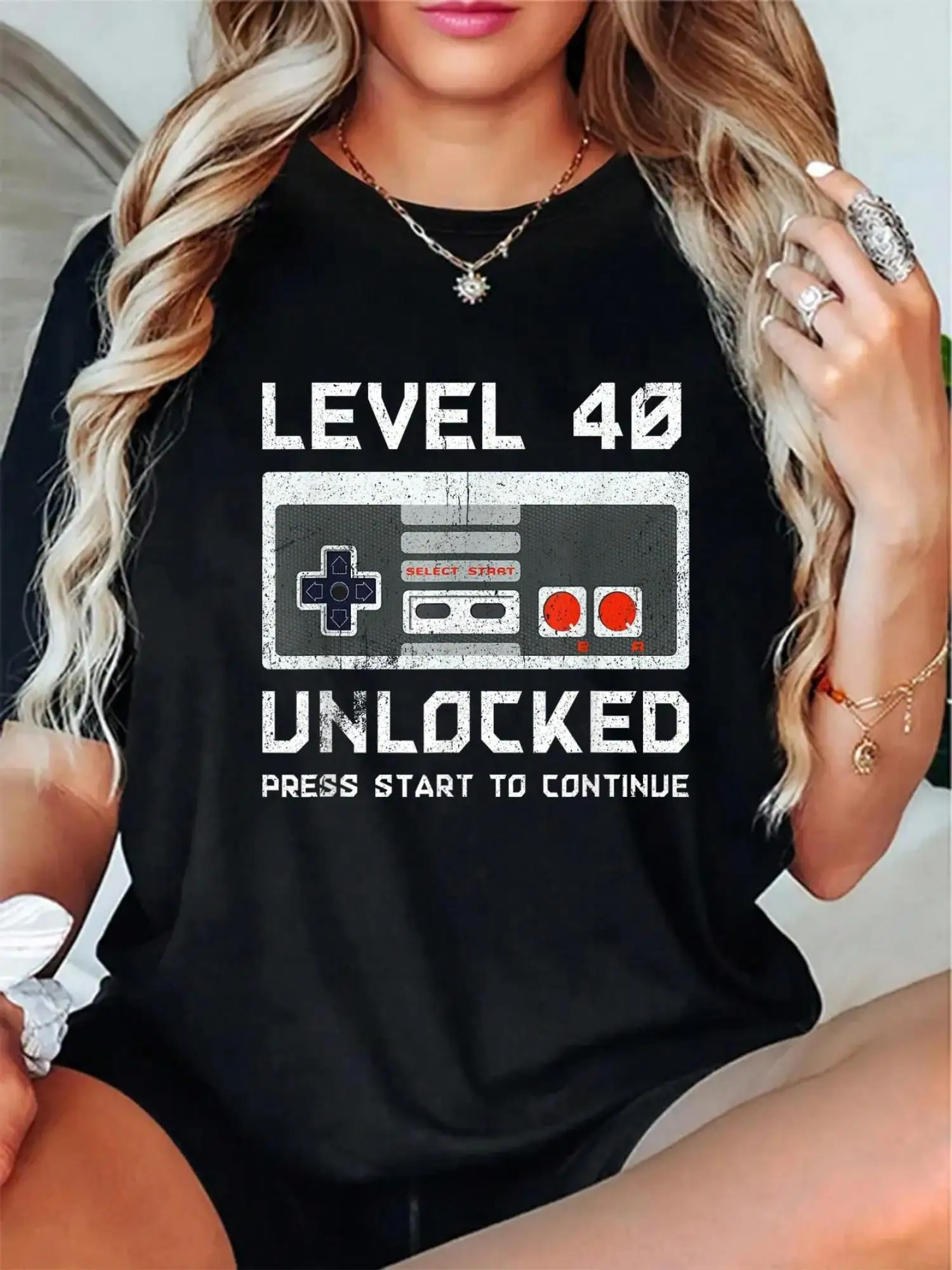 

100% Cotton 40 Year Old Forty Birthday Gift Level 40 Unlocked Gamer T-Shirt