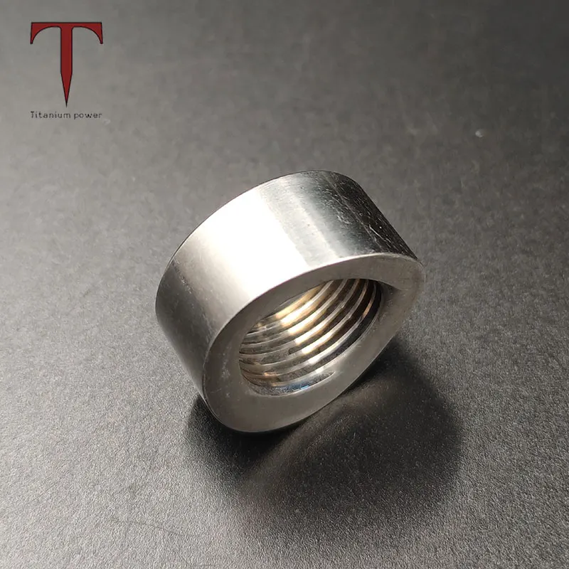 Wholesale Auto Accessories Titanium/Inconel O2 Sensor GR2 M12X1.25 M18X1.5 90D Threads Nut Bungs for Automotive Exhaust