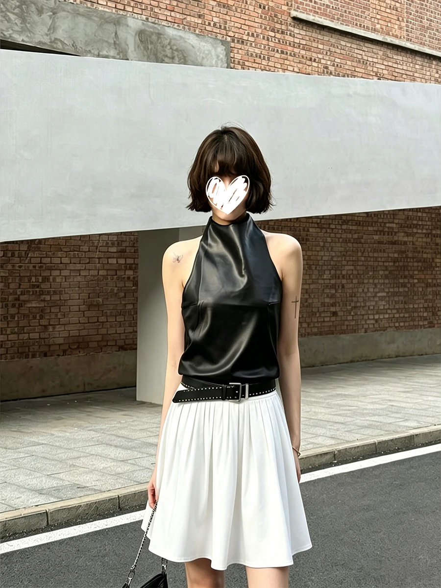 

Retro American Hot Girl Black Neck Hanging Vest Top White Skirt Set Women Summer High Fashion Trendy Casual Wear