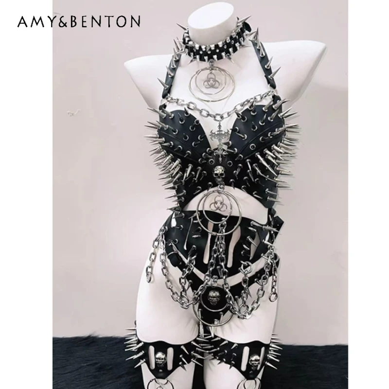

Original Collar Rivet Punk Women's Vest New Hollow Out Gothic Style Dark Series Iron Chain Decorated Triangle Panties Set Ladies