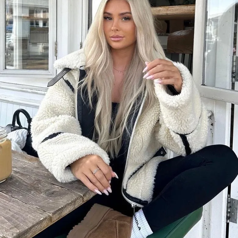 

2025 Winner New Women's European and American Style Artificial Fur Effect Motorcycle Jacket Coat with Fur Integration