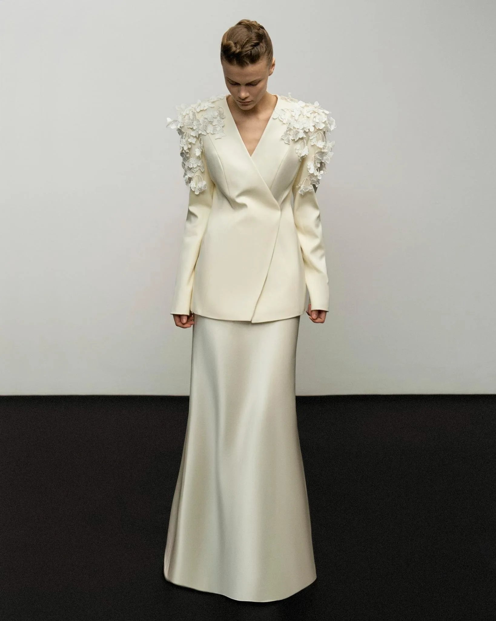 Women's Dresses Suit Gowns Appliques Shoulder One Button Jacket Coat And Skirt For Female Satin 2 Pieces Suit Customized W7310