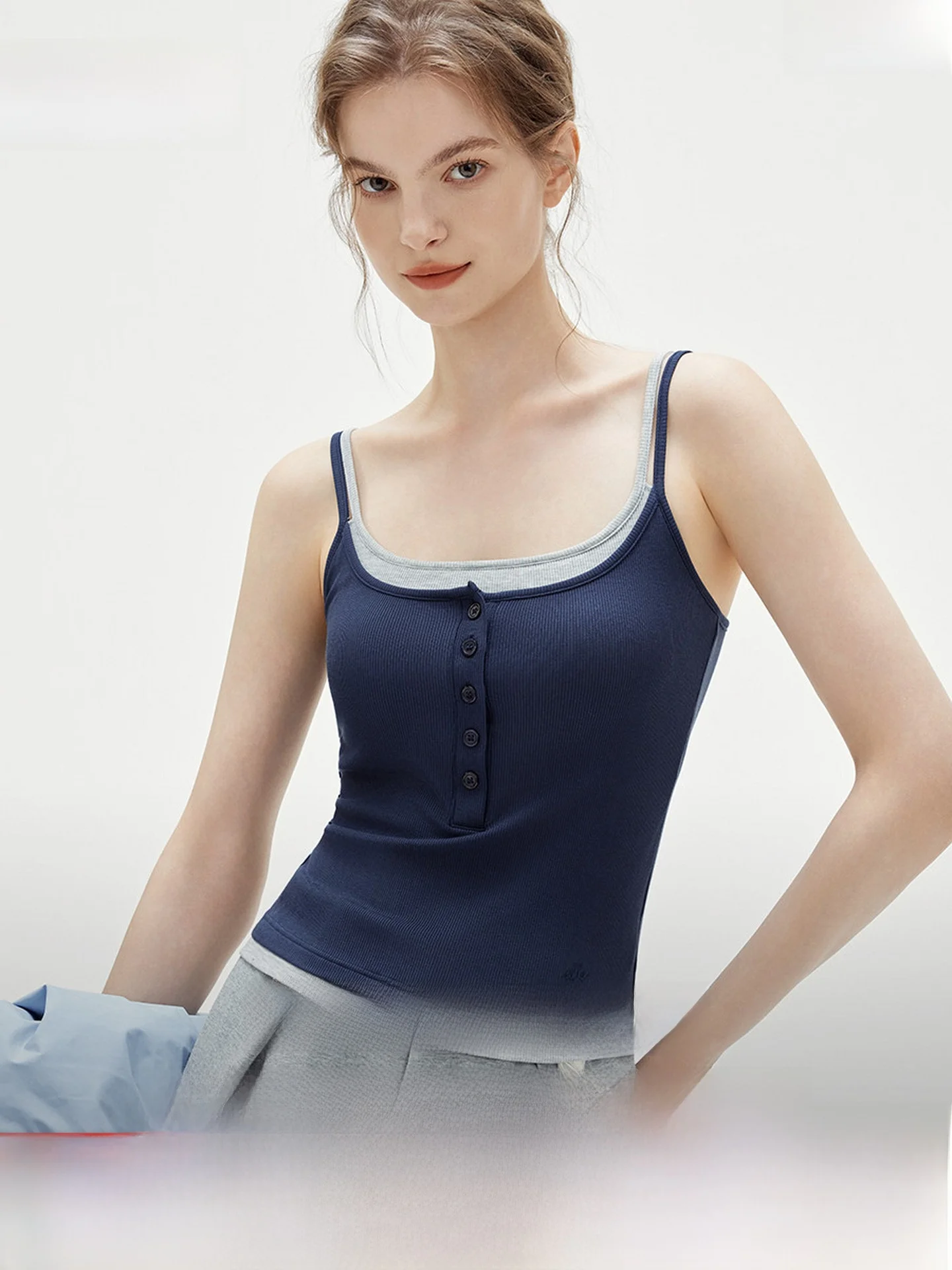 

ELLE Comfortable Strapless Vest Women's Summer New Style Skin-friendly Base Shirt with Chest Pad Versatile Casual Color