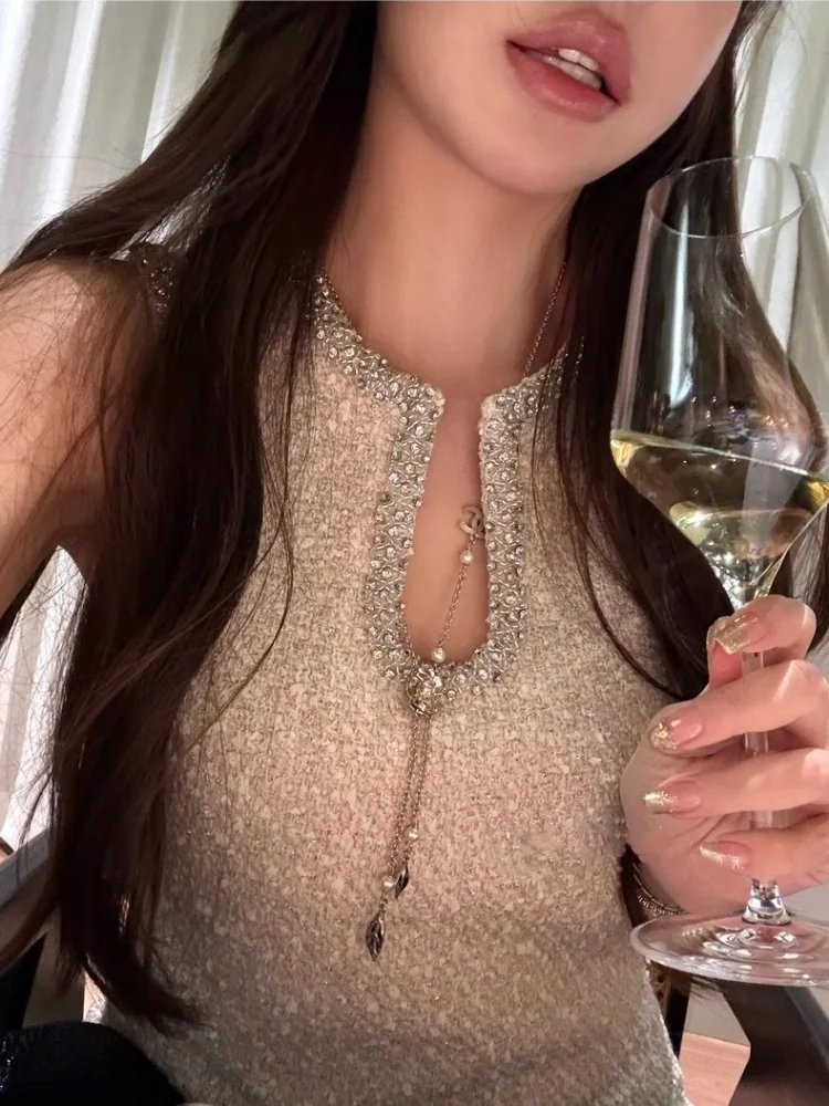 Wysokiej jakości luksusowe sukienki tweedowe z koralikami dla kobiet O-Neck Sleeveless Slim Waist Woolen Party Mini sukienki Nowa odzież damska