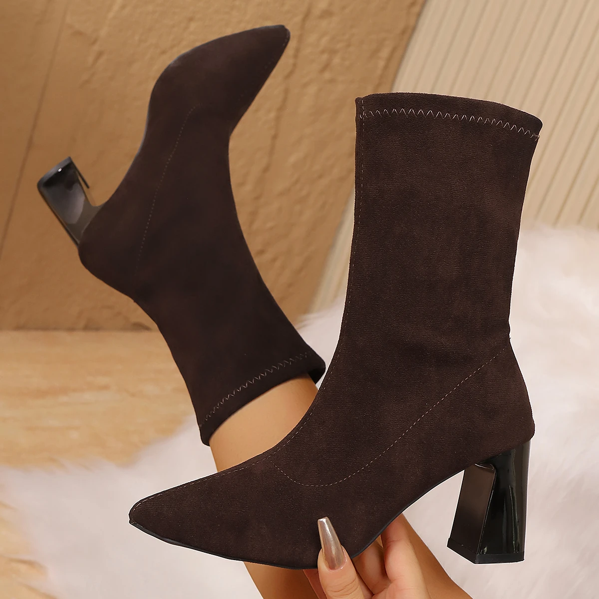 2025 herbst Winter Gestrickte Stretch Stoff Socken Stiefel Frauen Niedrigen Ferse Kurze Stiefel Spitz Weibliche Ankle Booties Größe 43 – Detail 7