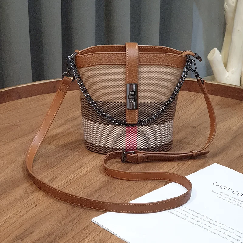 New 2024 Luxury Plaid Shoulder Bag Mini Chain Lock Women's Handbag Designer High Quality Canvas Genuine Leather Crossbody Bucket