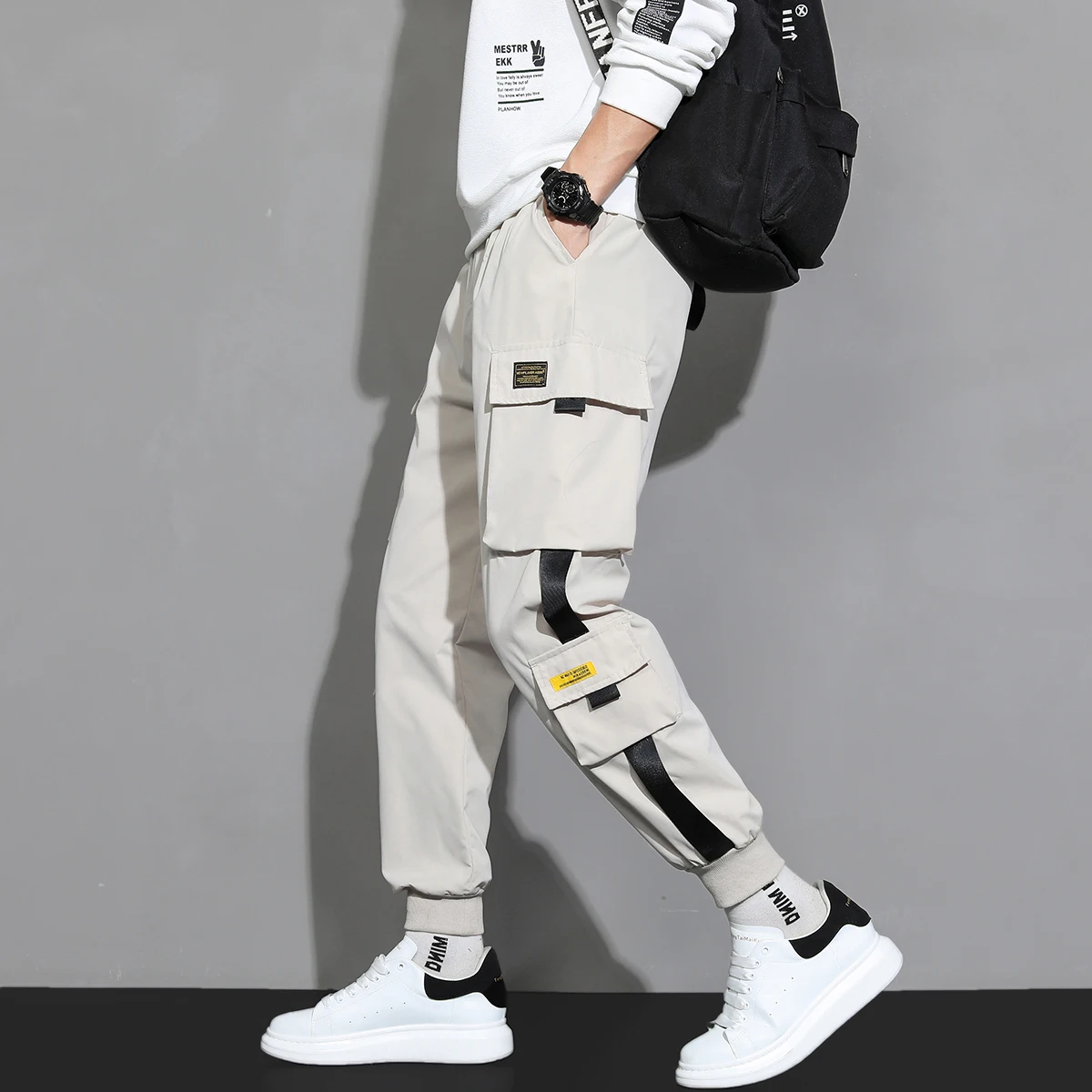 新しいスポーツパンツ、ルーズストレートレッグレッグタイパンツ、複数のポケット付きロングパンツ、男性用ワークパンツ