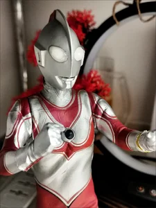 8ベストセールスウルトラマンアクションフィギュア-8