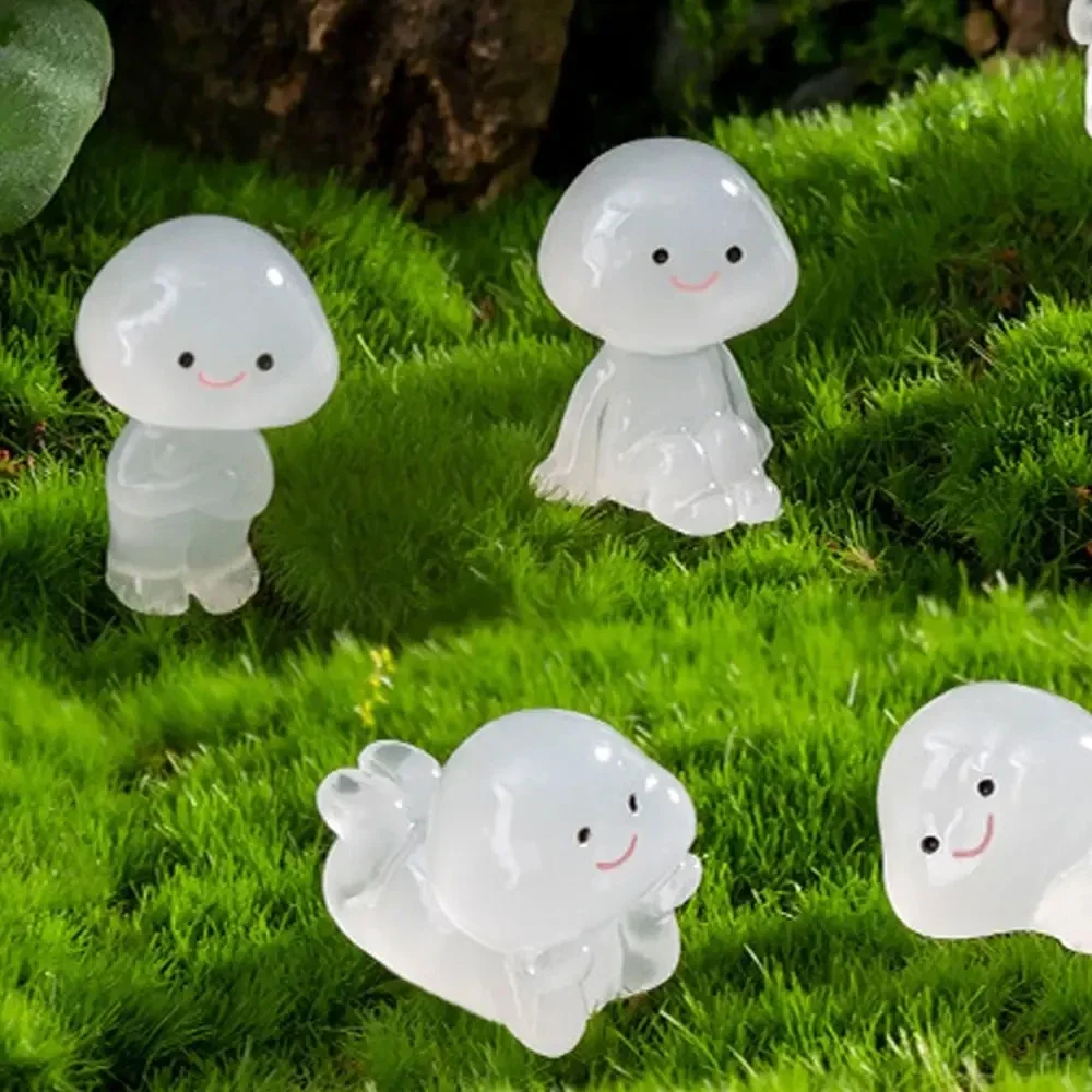 6PCS Luminous Tree Elf Fairy Garden Decoration Mini Figurines Glow in Dark Tree Elves for Garden Micro Landscape Accessories