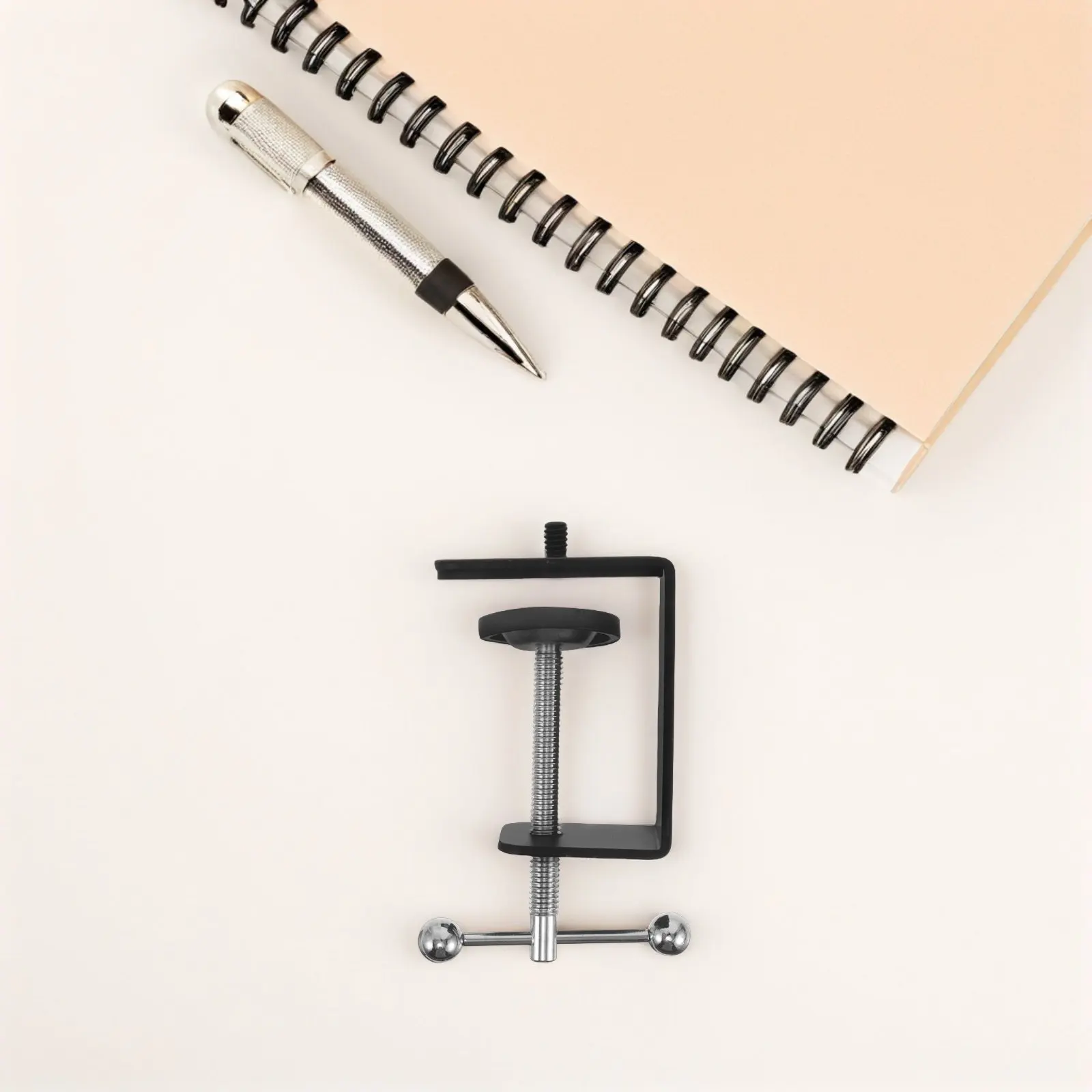 

Professional Broadcast Microphone Clip Adjustable Heavy Duty Mic Mount for Streaming Podcasting Setup