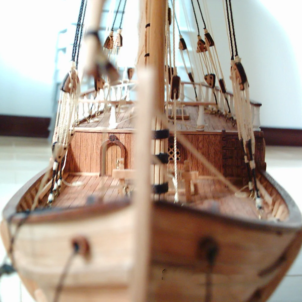 1/50model Ship Nina Handmade DIY Wooden Ship Model Assembly Kit Italian Columbus Fleet Member Nina Model Toy Boy Gift Collection