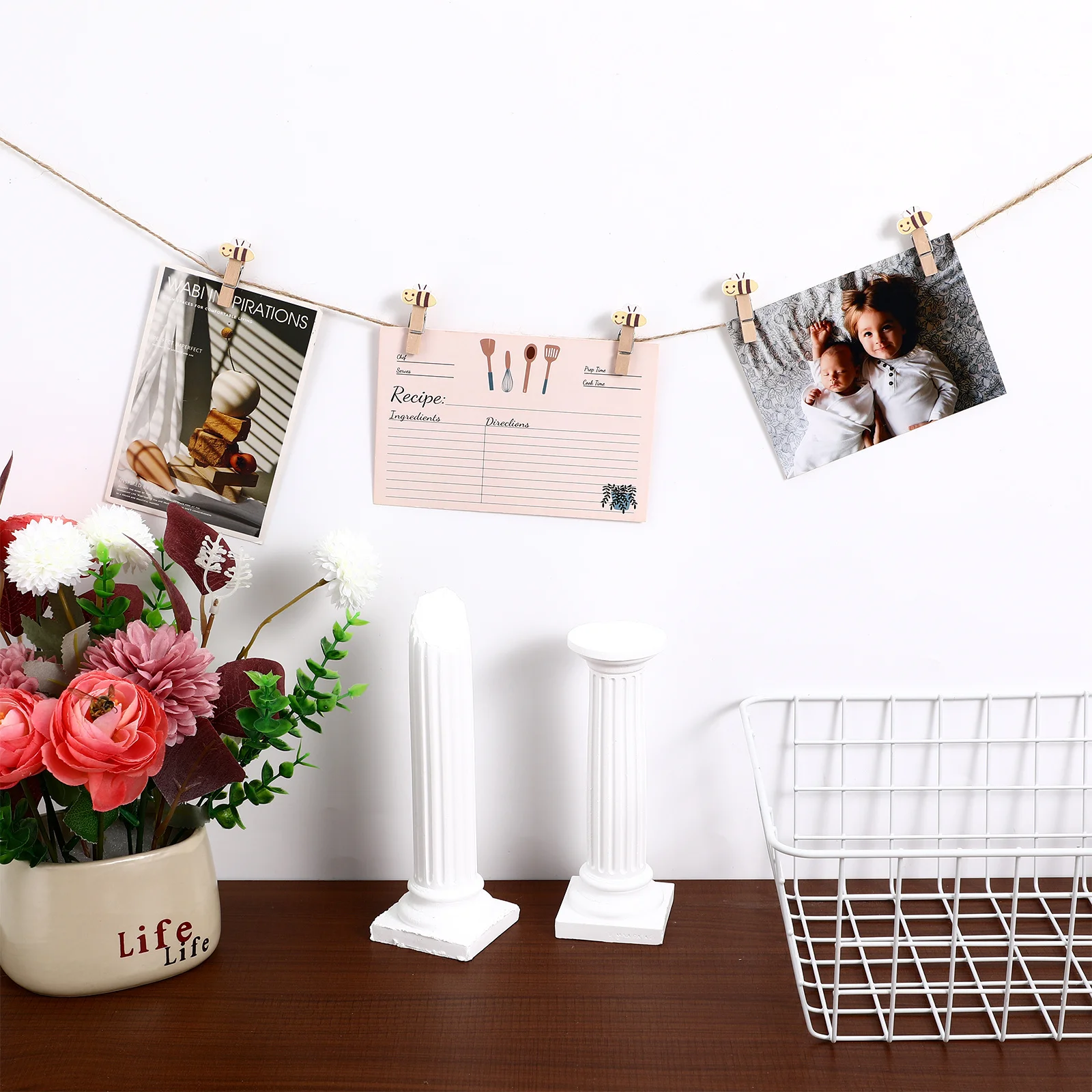 

10Pcs Handmade Wooden Bee Clips Small Clothespins for Clipping Photos Messages Artwork DIY Decorations Festive Displays