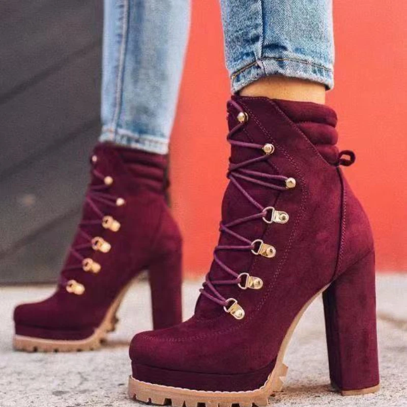 European American Large Size43 Women Boots Autumn Platform Women Heels Rivet Tied Short Boot Classic Allmatch Ankle Boot Tacones