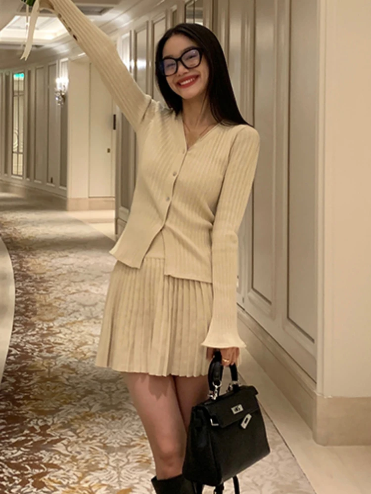 Knitted French Vintage Two Piece Set Women Office Lady Solid Mini Skirt Suit Female Korean Style V-Neck Elegant Sets Autumn 2023