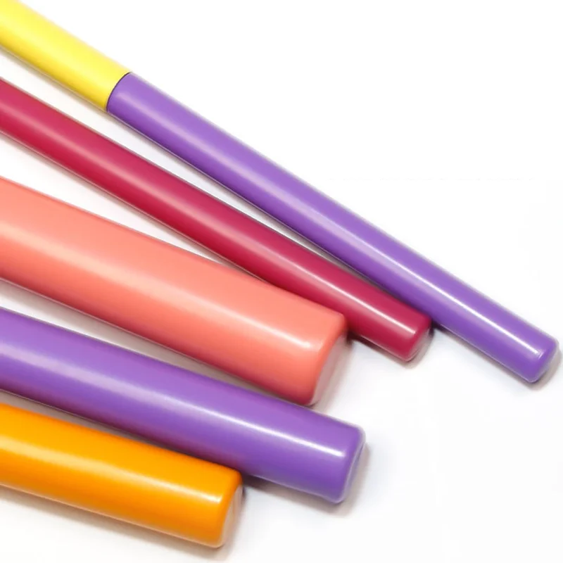 레인보우 10PCS 메이크업 브러쉬 세트, 전문 미용 도구를 위한 다채로운 휴대용 부드러운 강모 화장품 브러쉬