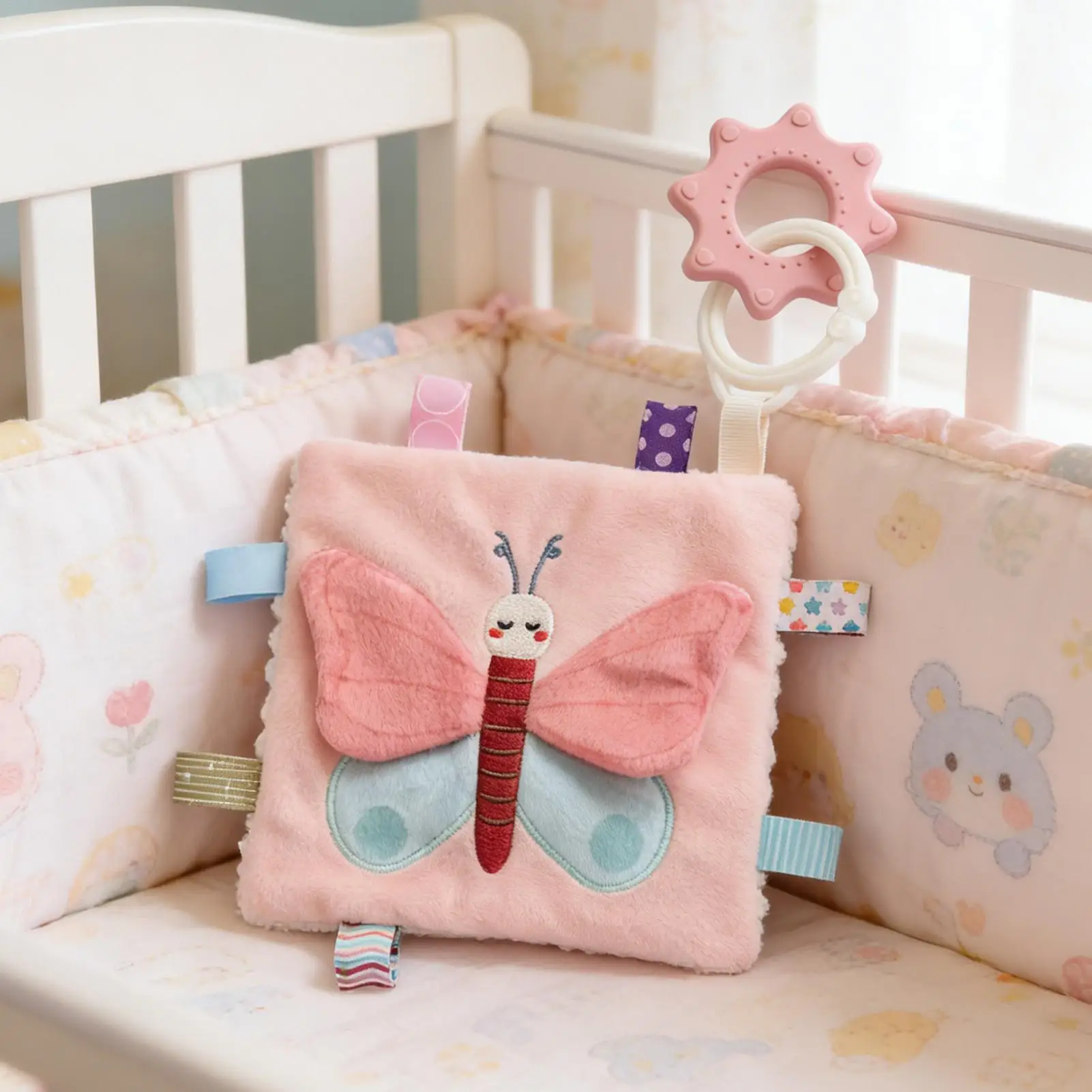 

Плюшевое одеяло-комфортер для детей: яркое, квадратное, можно грызть, для ванной, кроватки, автокресла, игр и душа