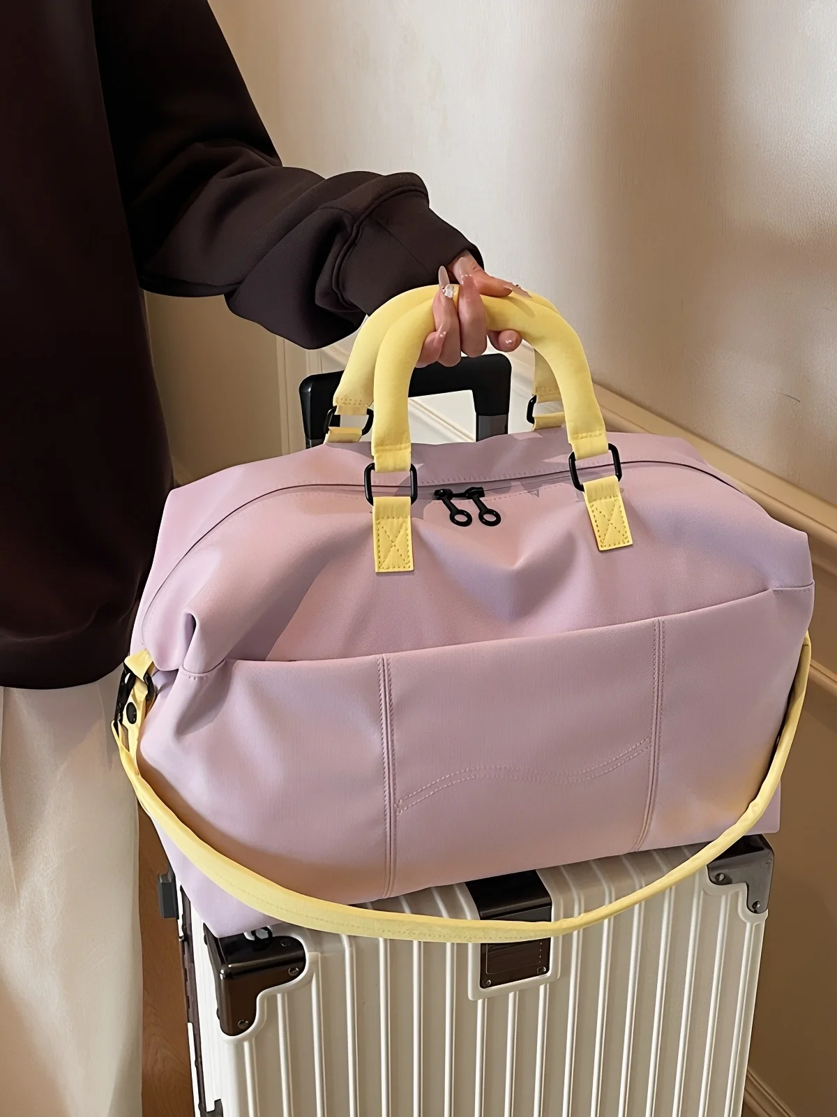 laid-back-style-lightweight-travel-bag-fitness-bag-wet-and-dry-separation-luggage-pull-rod-bag-for-going-out-and-maternity