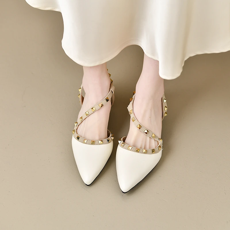 Women Shiny Back Buckle Strap Fashionable Sandals European And American Style Trendy Shoes Closed Toe Gold Studs view 3