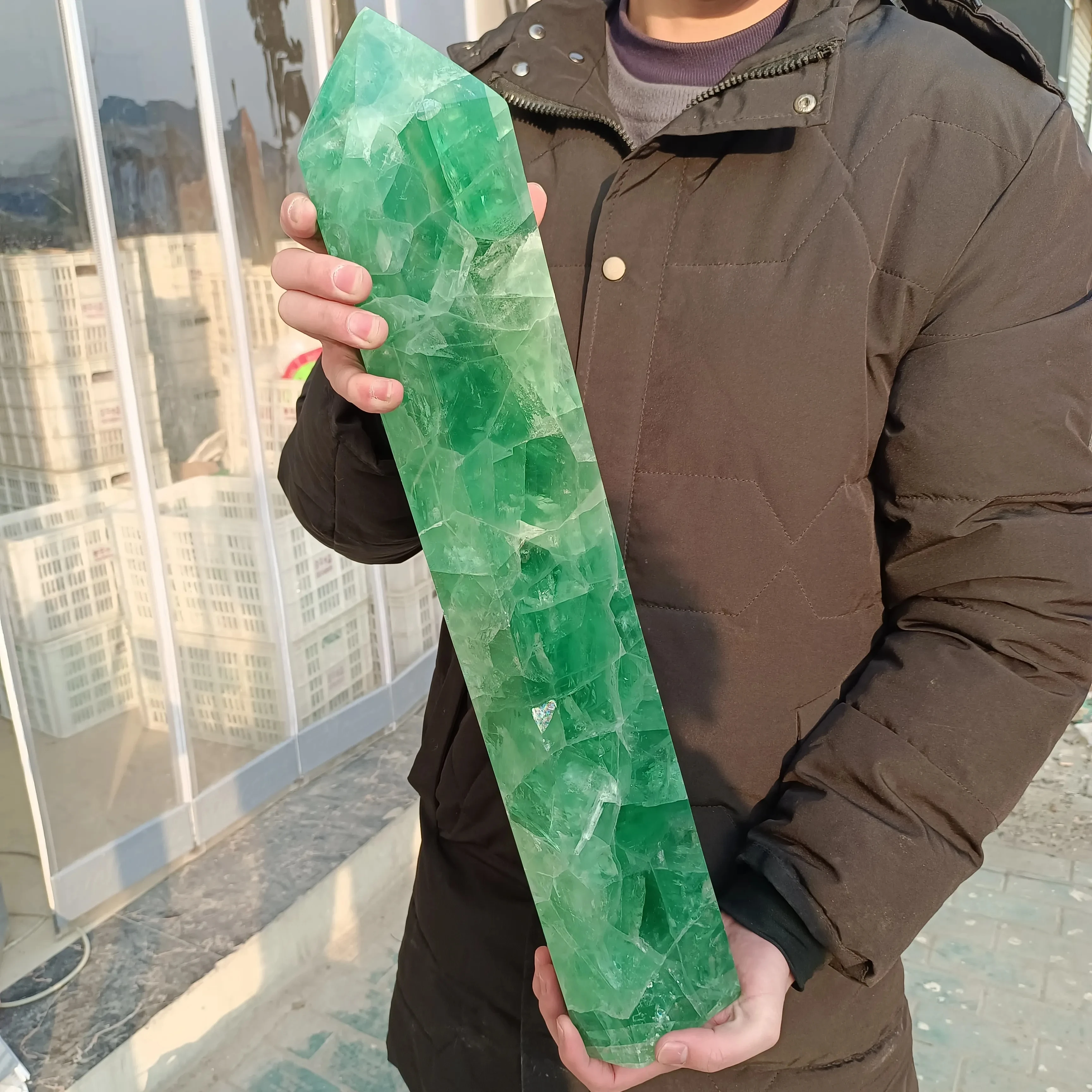 

Huge Wand Natural Crystal Point Green Fluorite Tower Healing Stone Energy Ore Mineral Obelisk Home Office Degaussing Decor Gem