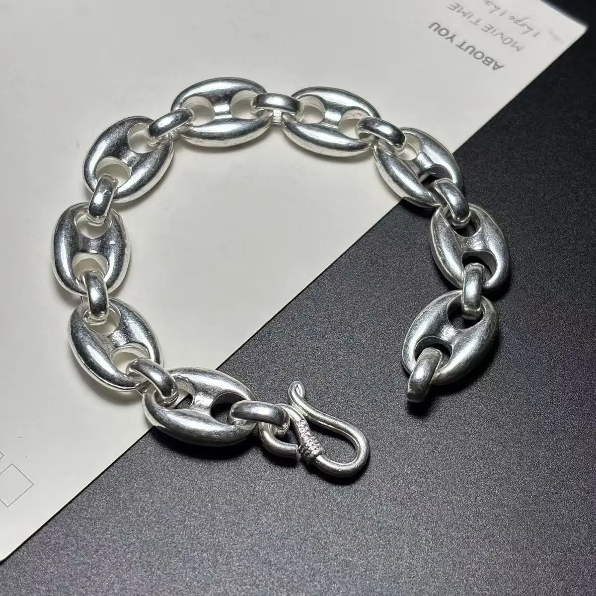 

Hot selling vintage Tibetan silver jewelry, ethnic style handmade Tibetan silver bracelets for men and women, exquisite gifts