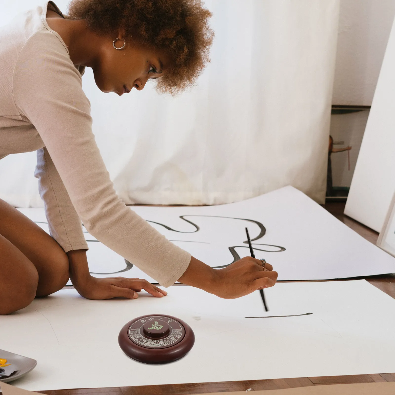 

Натуральный камень 4 дюйма для студентов-каллиграфов, художников, коллекционеров, с гладкой шлифованной поверхностью и элегантным резным дизайном