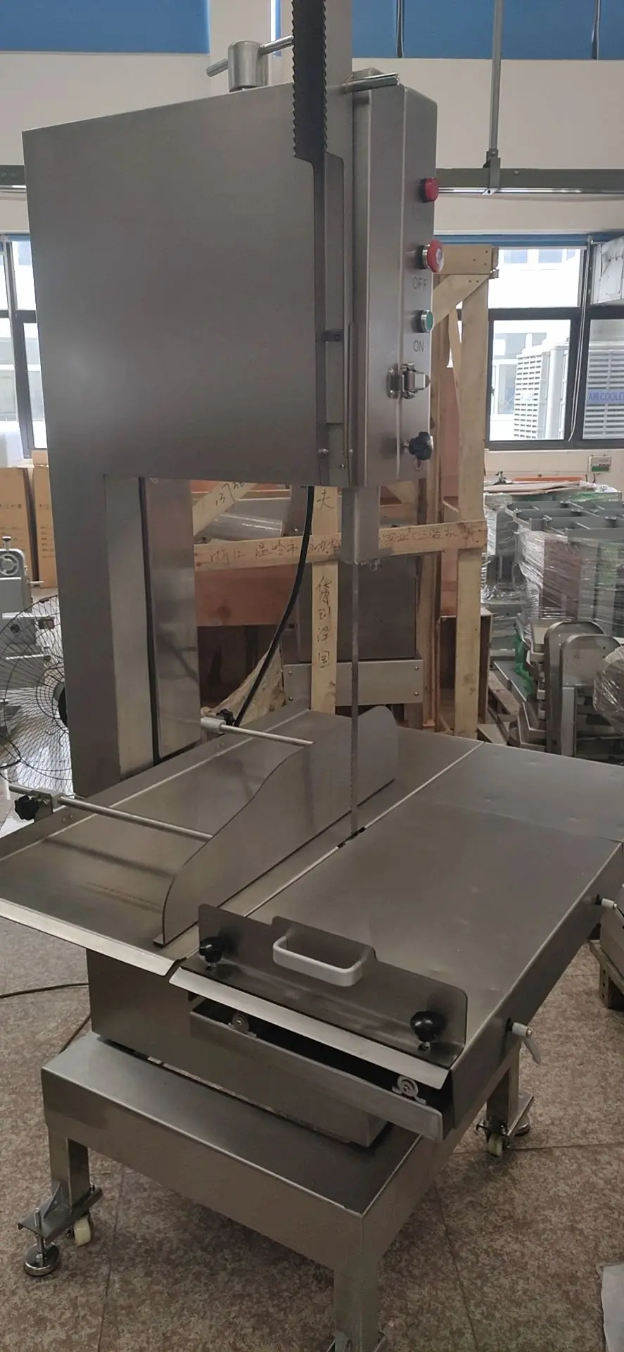 상업용 육류 뼈 절단기 전문 냉동육 절단 전기 정육점 뼈 절단기 닭고기 절단기