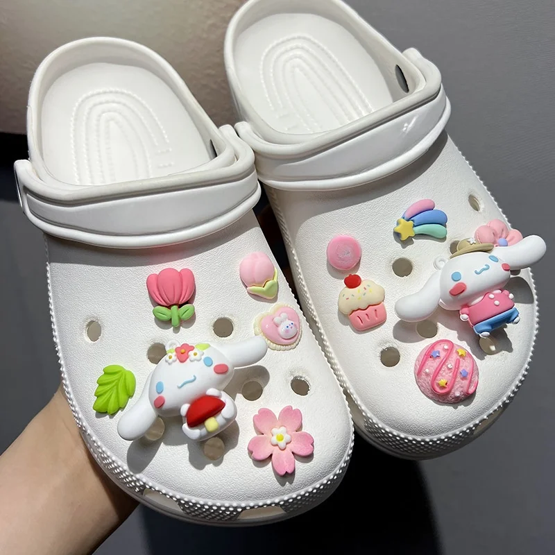 Miniso Set Cute Cartoon Sanrio 3D Big Eared Dog Charm Shoe Accessories Diy Hole Shoe Flower Detachable Shoe Buckle Party Gift image 3