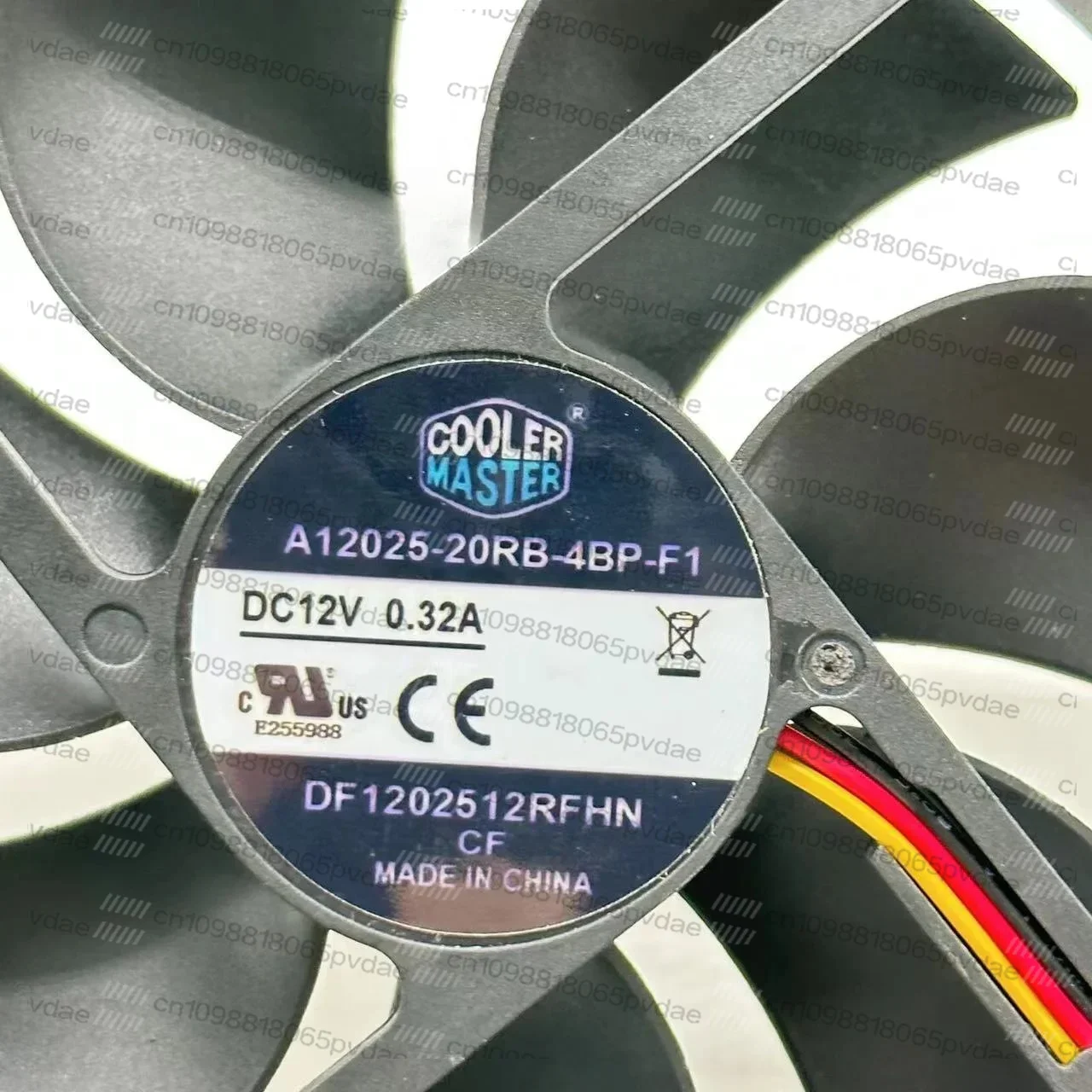 クーラーマスター-a12025-20rb-4bp-f1-dc-12v-032a-120x120x25mm-3線式サーバー冷却ファン