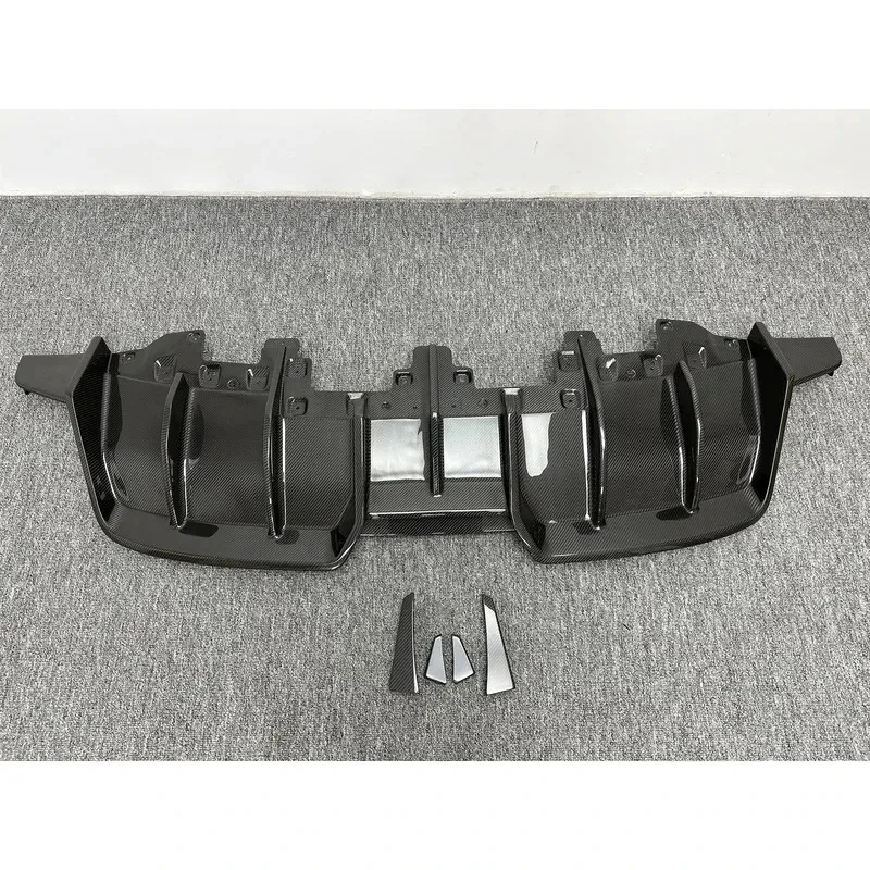 

Best SellingHigh Quality PT Style Dry Gloss Carbon Fiber Auto Parts Rear Diffuser Lip Huracan EVOHigh Quality