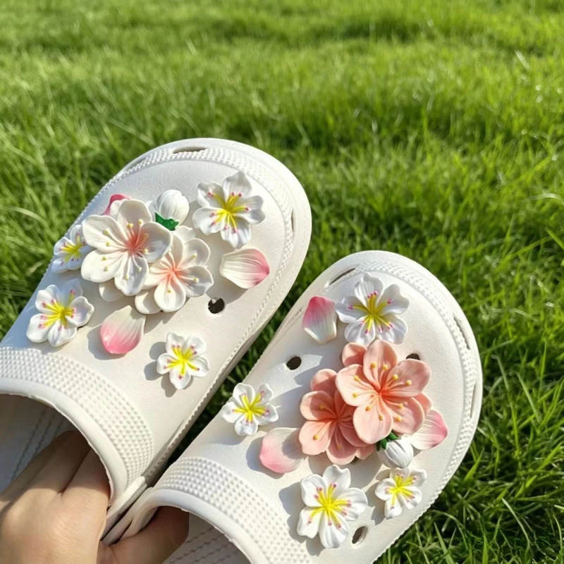 New Fashion Shoe Charms for Creative Branches and Flowers Clogs Shoe Buckle Cute Shoe Accessories Decoration for Girls Gift