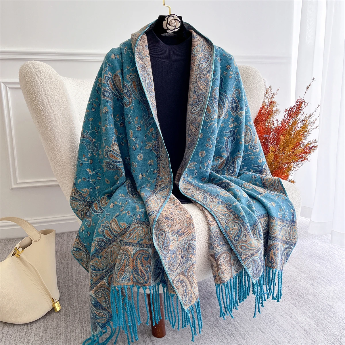 

2025 Cashmere Paisley Scarf for Women Winter Pashmina Wraps Warm Shawl Thick Blanket Elegant Poncho Bufanda Echarpe Bandana