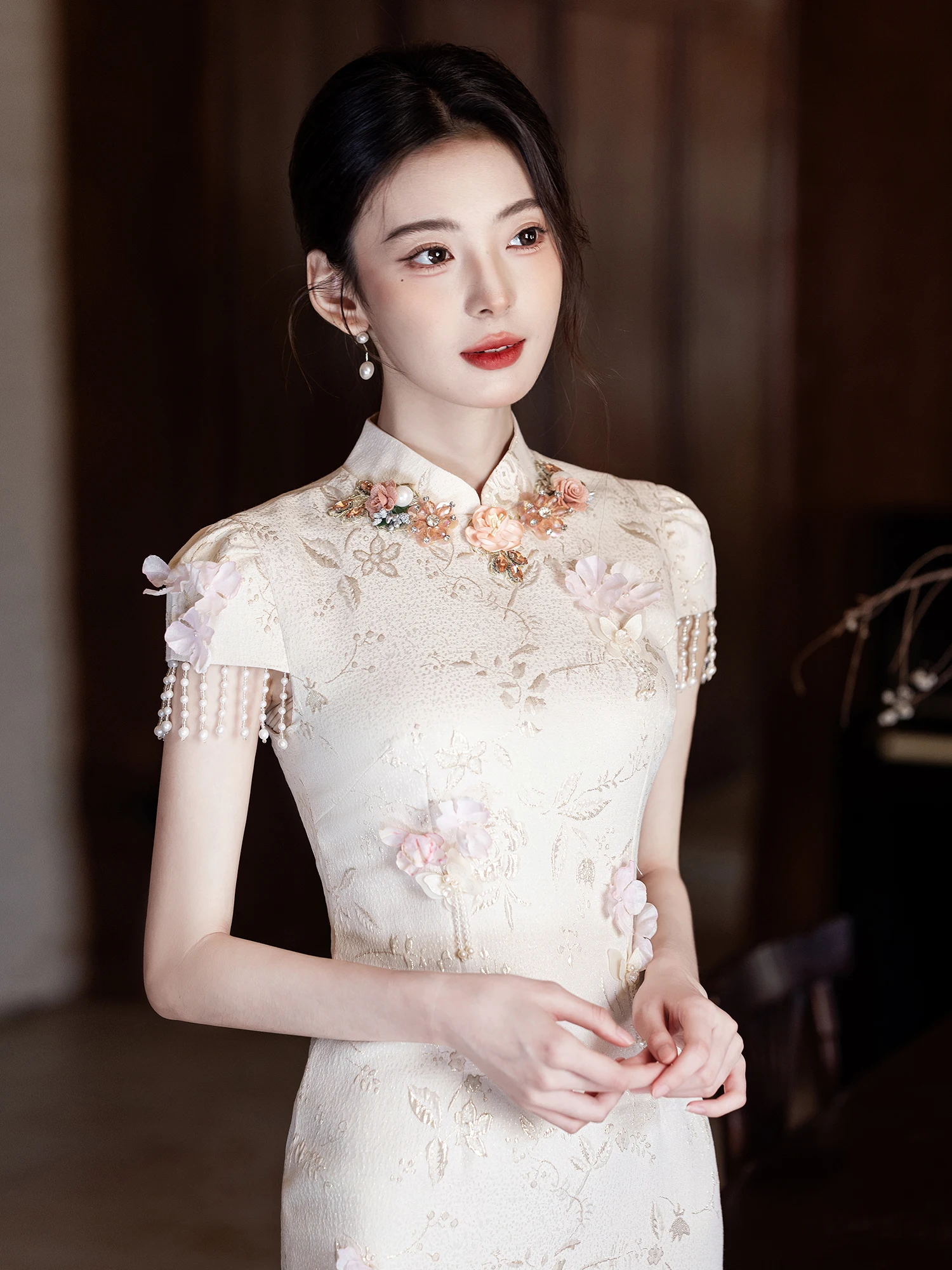 

Ele Young Sle Wedding Dr Su Jinxiu Chinese New White Engagement ort Sve Breathable Floral Embroidery