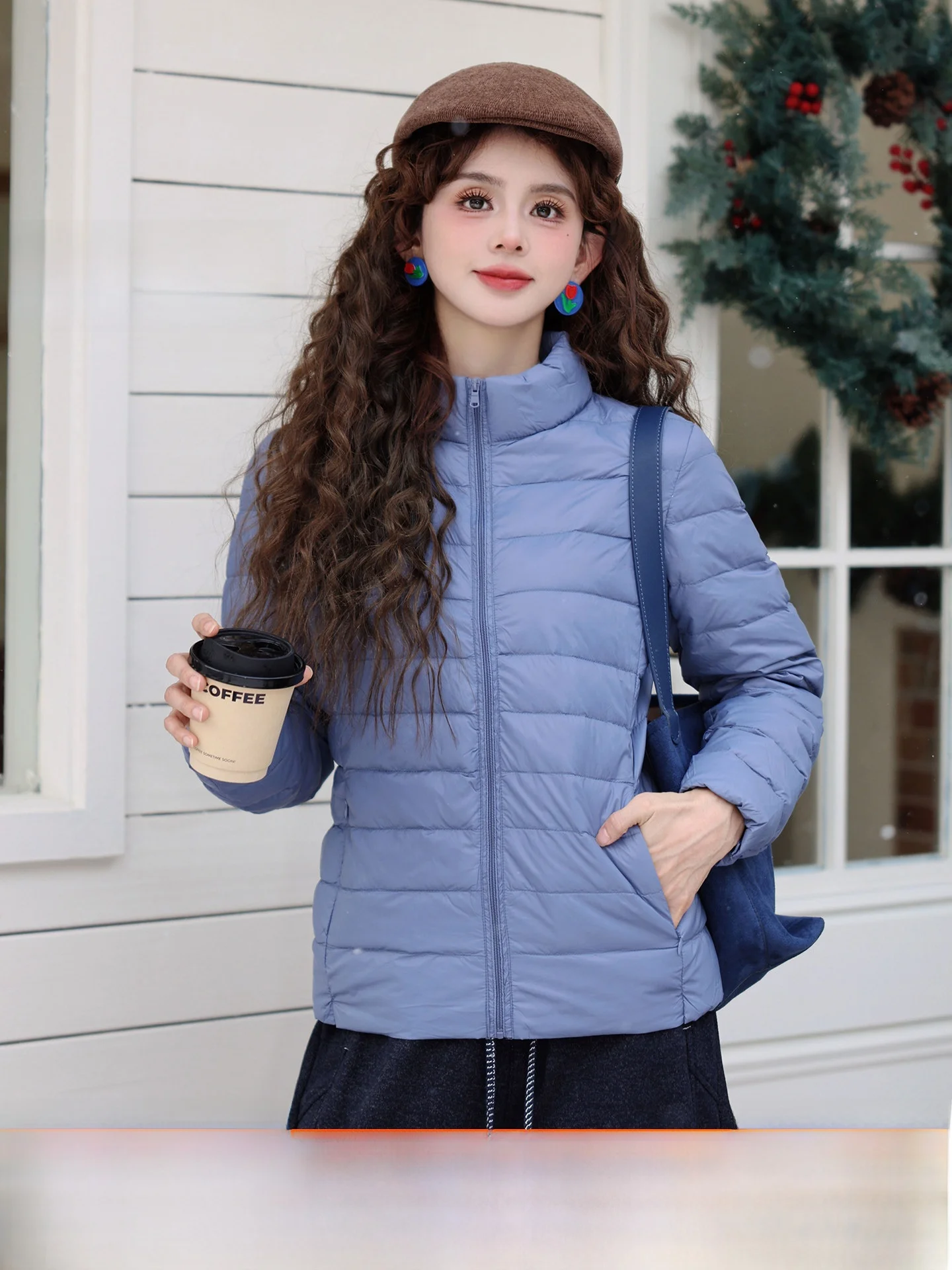 

Легкая теплая женская куртка-пуховик Chend Sugar Coating Window Paper Stand Collar Down Jaet с внутренним утеплителем и внешним слоем