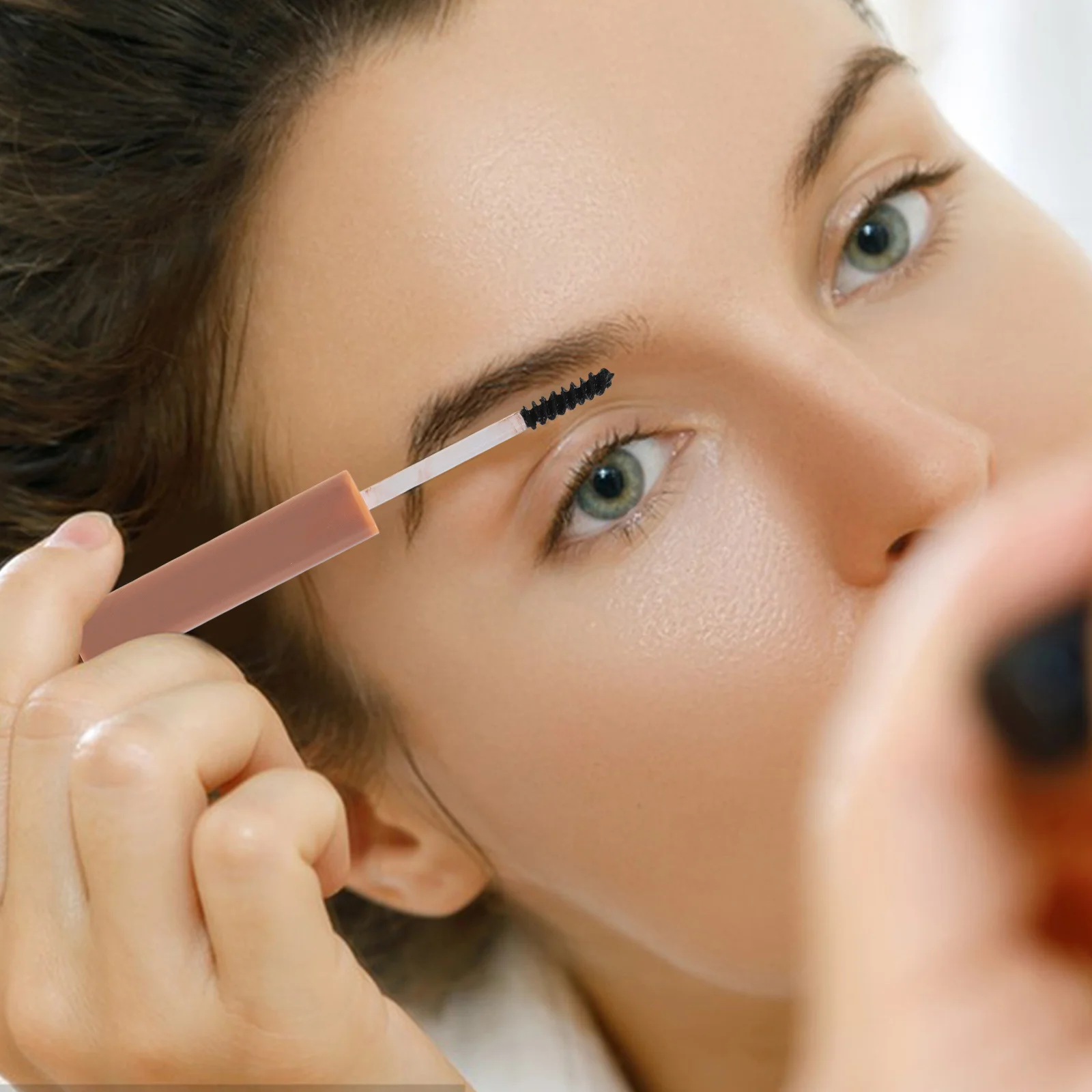 

Waterproof Dual-Ended Eyebrow Pen Natural Brown Precision Tip with Blending Brush for All-Day Wear and Sweatproof Beauty Routine