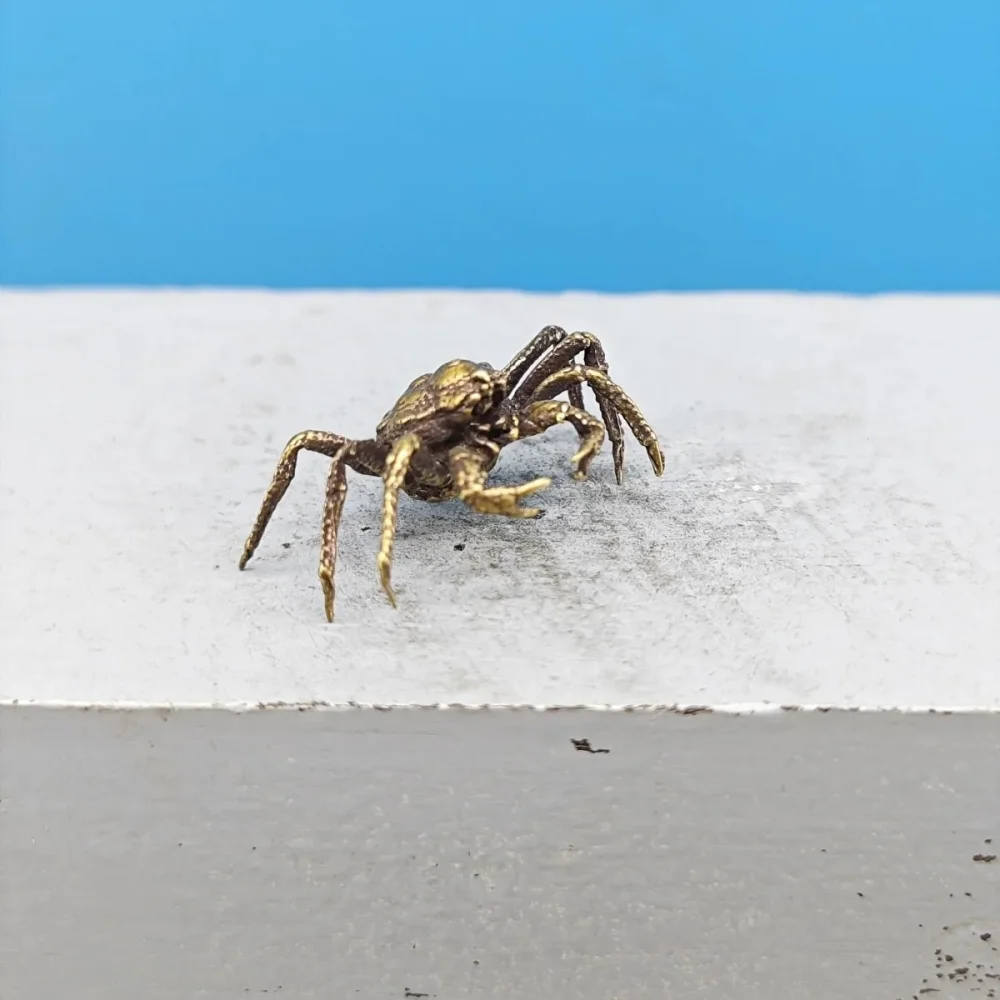 Vintage Brass King Crab Mini Figurine Realistic Crab Statue Ocean Decor Aquarium Theme Desktop Ornament Gift for Marine Lovers