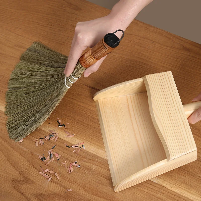 Mini Desktop Broom and Dustpan Set Little Housekeeping Desktop Dust Cleaning Mango Grass Broom and Wooden Pine Dustpan