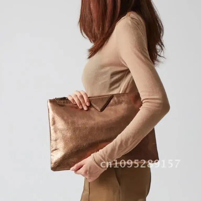 Femmes A4 pochettes de luxe concepteur dame sacs à main 2024 nouveau argent femme sacs jour en cuir bolsa pu porte-documents enveloppe portefeuille