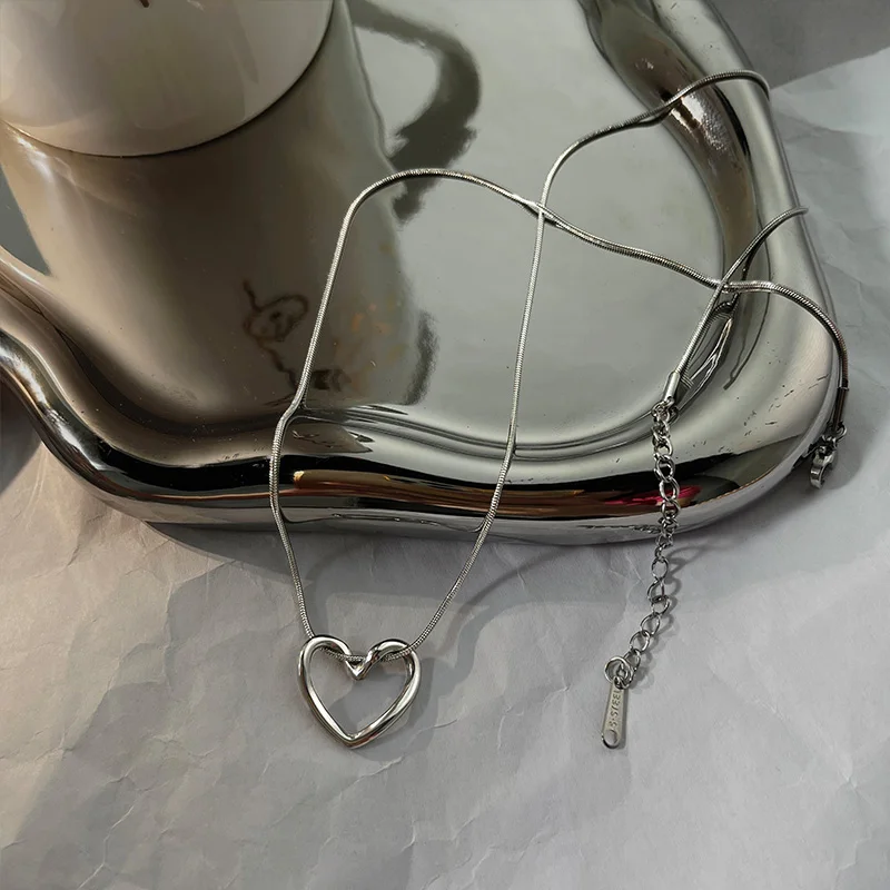Simple Trendy Heart Pendent Necklace for Women Creative Design Gold Color Stainless Steel Chain Chokers Neck Jewelry Accessories image 4