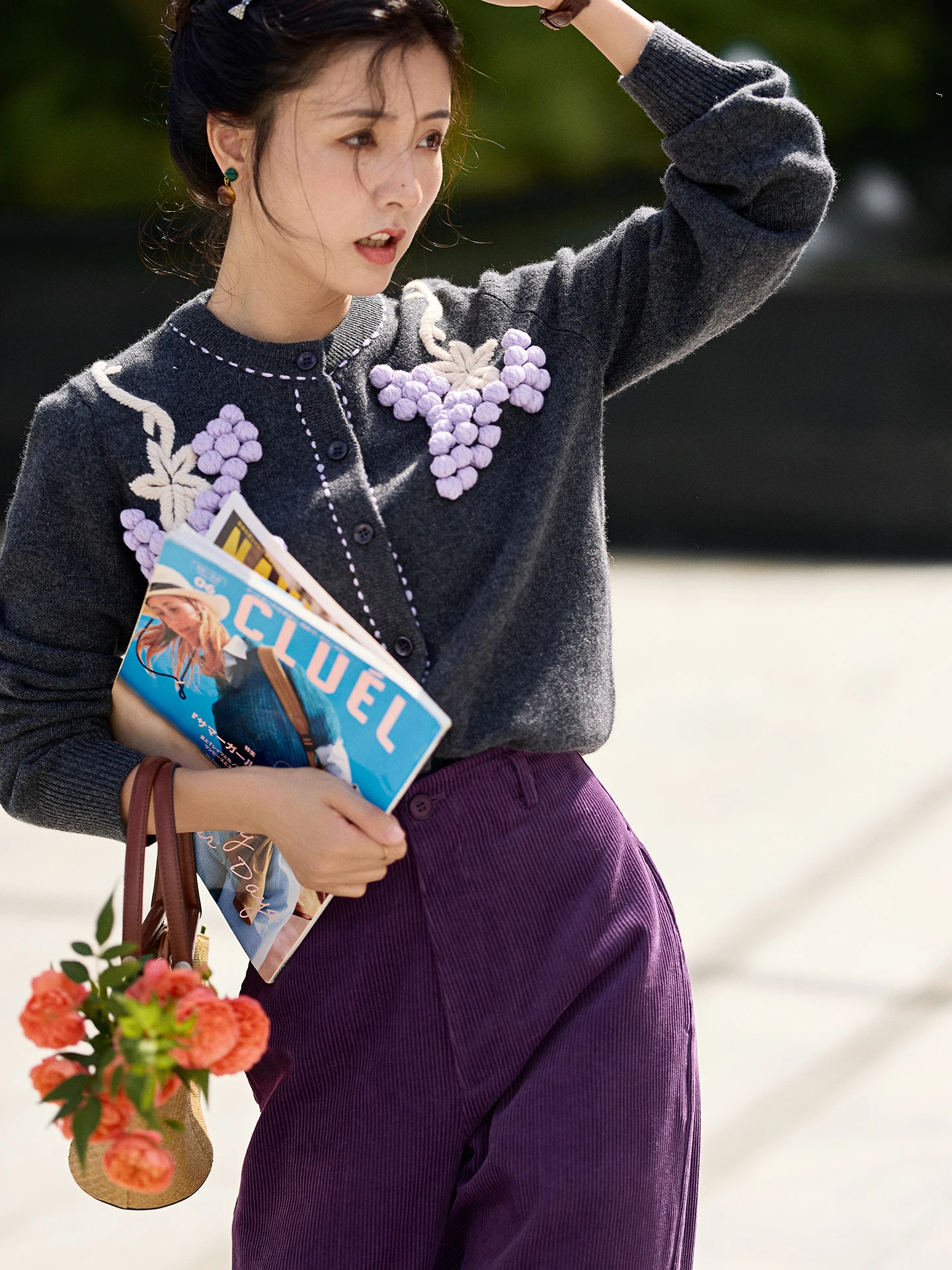 

Artistic Vintage 3D ape Embroidered Knitted Cardigan Long Sve round Ne Women's Casual Sle Faionable Woolen Sweater