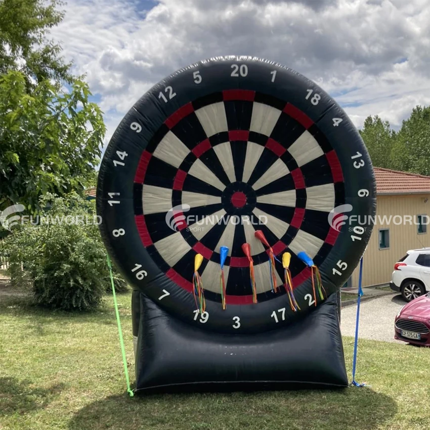 

Самые популярные надувные игры и карнавальные игры Футбольная надувная доска для дартса Надувные игры для футбола в дартс