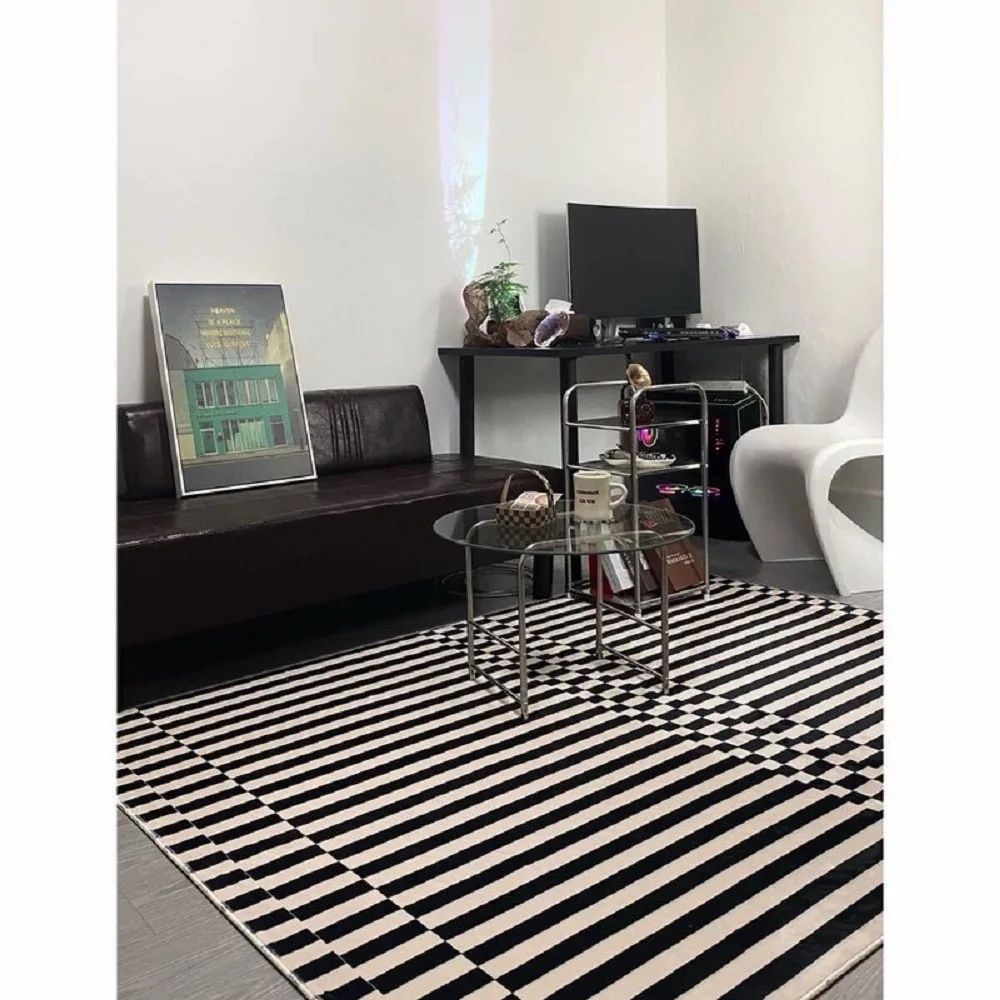 

VIKAMA French Black and White Striped Ultra-Fine silk Carpet for Living Room, Luxurious and Minimalist Bedroom Bedside Rug