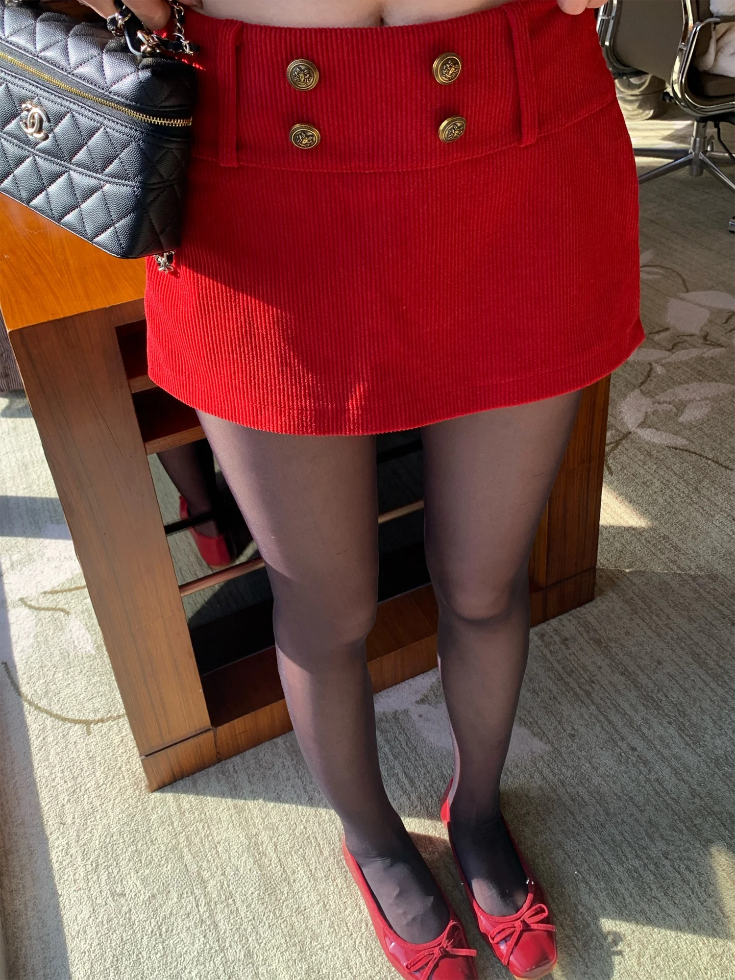 

OKJJ Retro Metal Bule Corduroy orts Women High Waist Slimming Butt Casual Pants Skirt Sexy Red Skirt High Waist Design