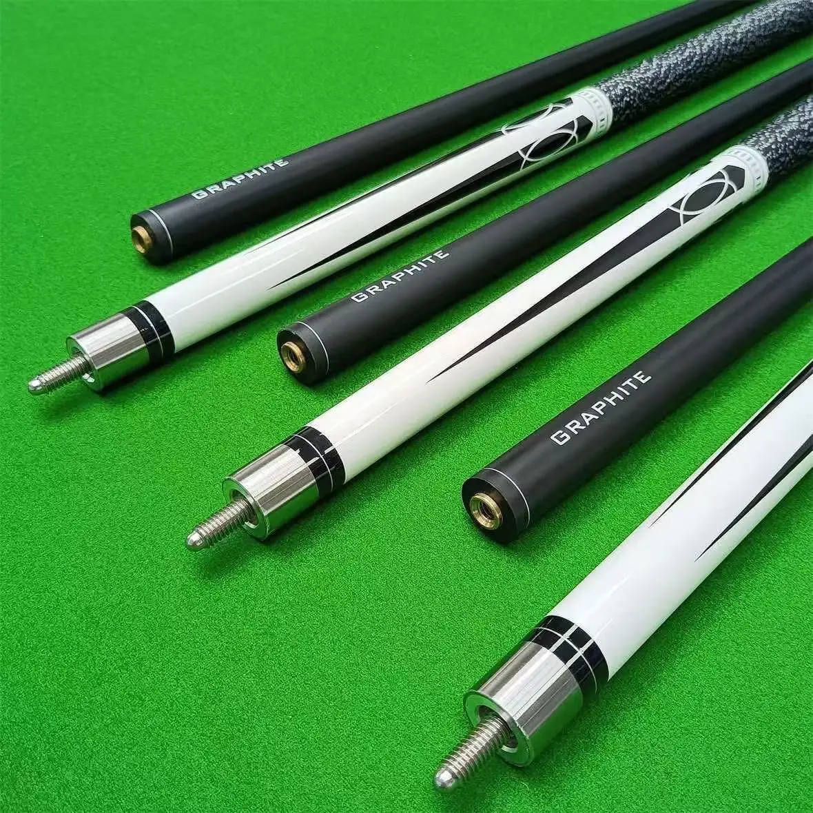 Maple Wood Billiard Cue – Multi-layer Leather Tip Piano Baking Varnish Finish 1/2 Split Design Professional Feel Smooth Stroke