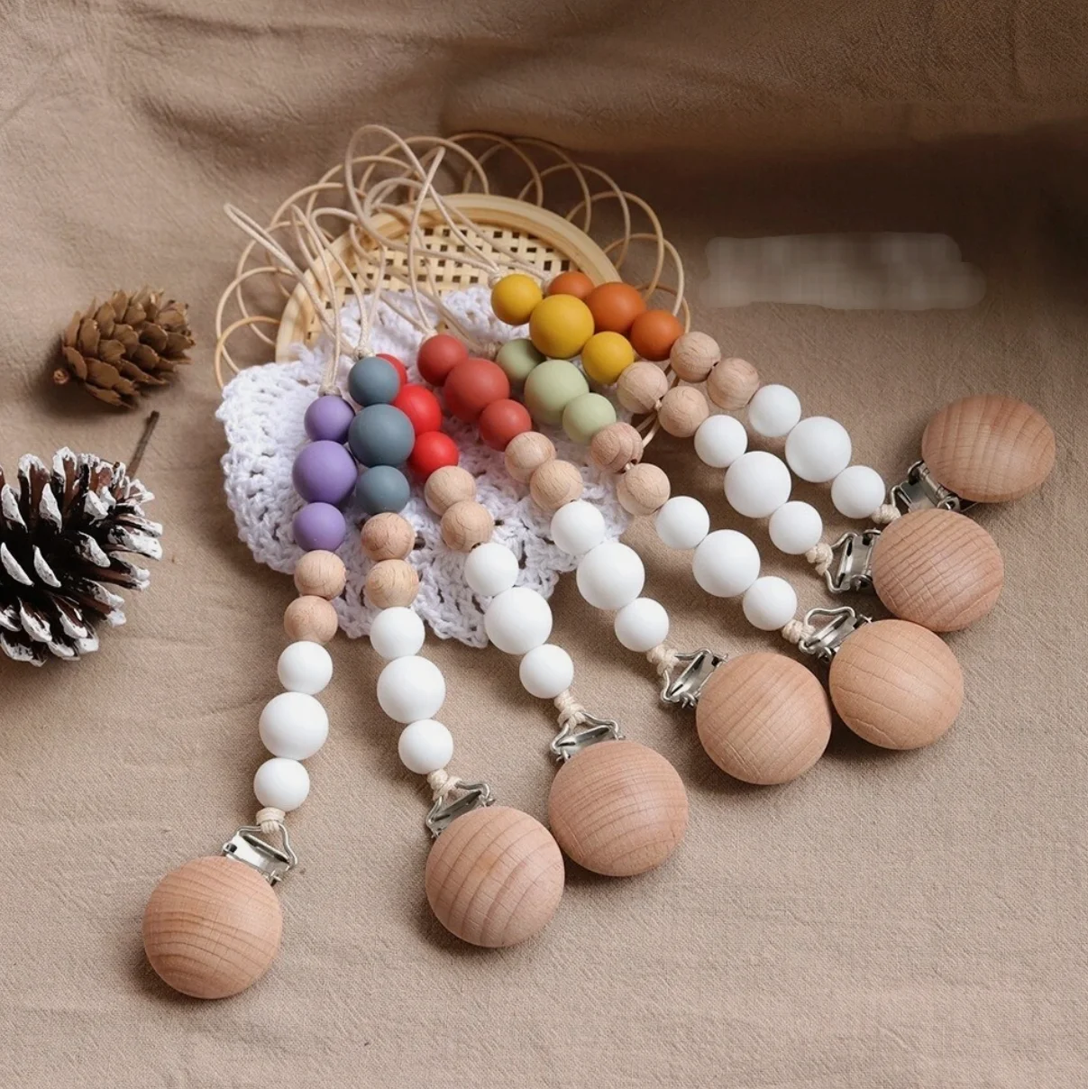 

Colorful Beads Baby Pacifier Clips with Wooden Clasp