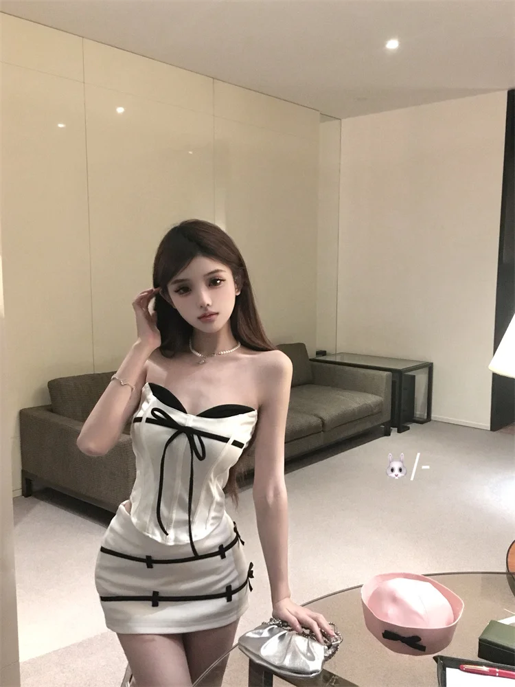 Set Korset Spicy Girl 2 Potong Rok Model Fishbone Tanpa Tali Atasan Wanita Set Musim Panas Rok Bodycon Set Dua Potong