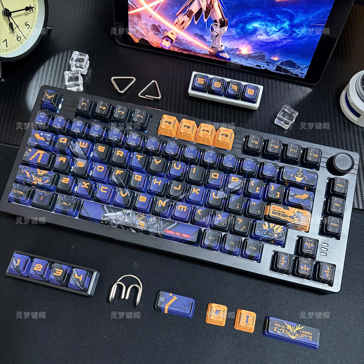 Anime Gundam Keycap Banshee Star Prism Mecha Cherry Profile Sublimated Translucent Keycaps for MX Switches Mechanical Keyboards