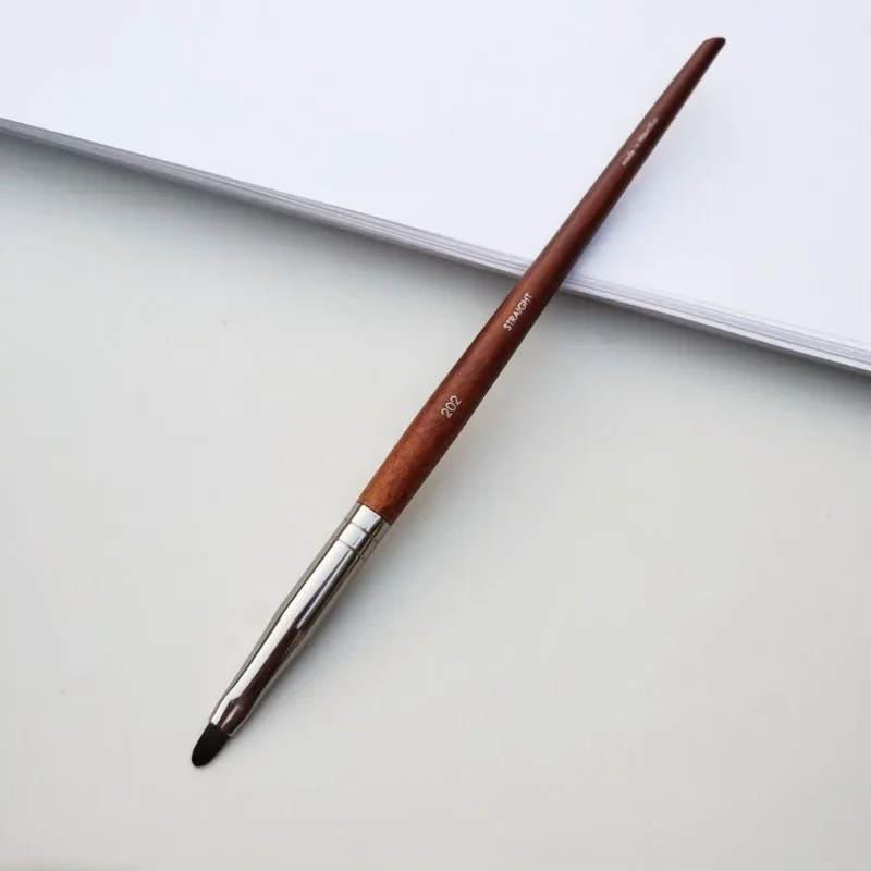 Karsyngirl 2/4 個木製小型コンシーラーブラシプロフェッショナルリップアイライナーメイクブラシ化粧品メイクアップ美容ツール