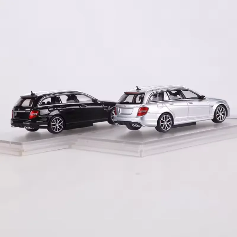 โมเดลรถยนต์ KING MODEL ขนาด 1:64 รุ่น C63 AM6 Estate S204 ทำจากโลหะผสม สำหรับสะสม ตกแต่ง ของขวัญวันหยุด ของเล่น ของที่ระลึก