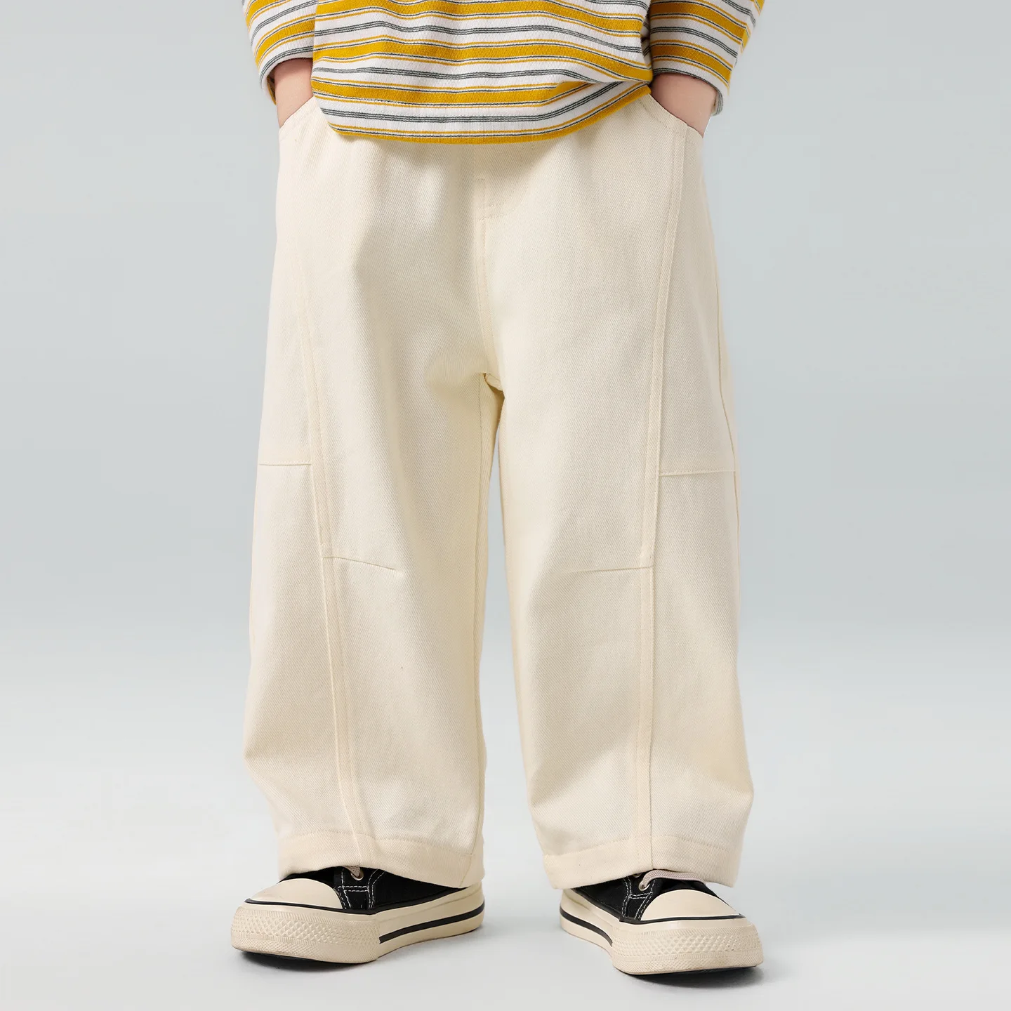 2026 Autumn New Korean Version High End Childrens Solid Color Cotton Casual Loose Boys Curved Knife Pants