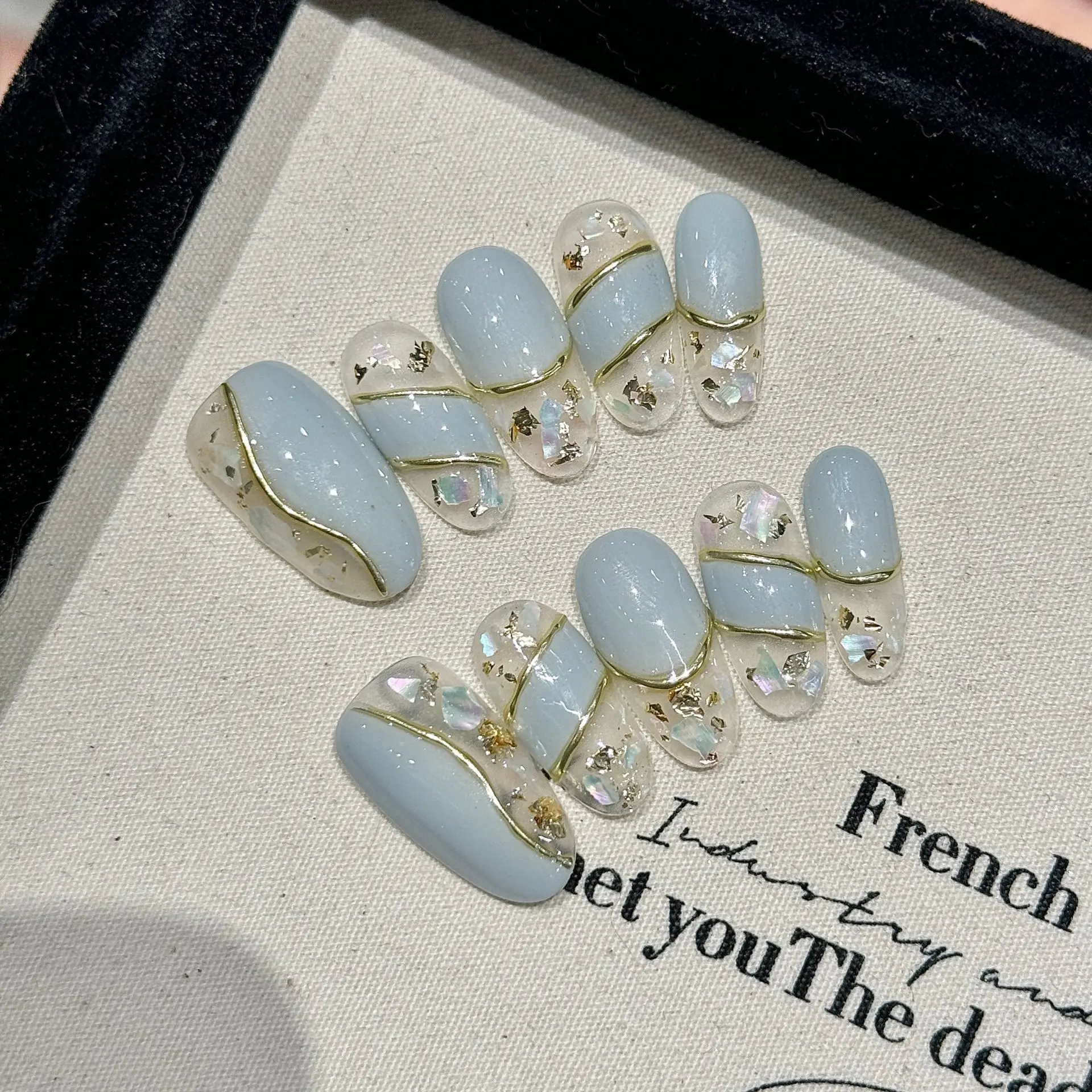 

10pcs Handmade Press on Nails Mint Green Almond Gold Edge Fake Nails With Sequin Shiny False Nail Tips Wearable Nail